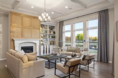 Living - 30 Morris St, Springboro, OH 45066 photo 5 of 7