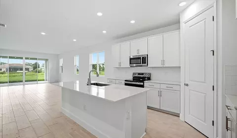 Kitchen - 9210 Players Dr, Spring Hill, FL 34613 photo 1 of 2