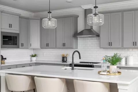 Kitchen - Fox Gap Ln, Hixson, TN 37343 photo 3 of 6