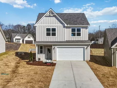 Exterior - Fox Gap Ln, Hixson, TN 37343 photo 6 of 7