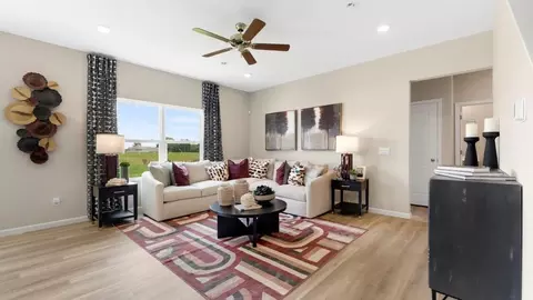 Living - Haven Boulevard, Fort Wayne, IN 46804 photo 1 of 1
