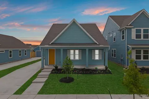112 Cherry Blossom Ln, Taylor, TX 76574