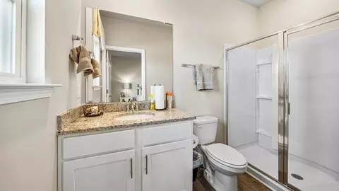 Bath - 28025 Hallow Trl, Elberta, AL 36530 photo 5 of 13
