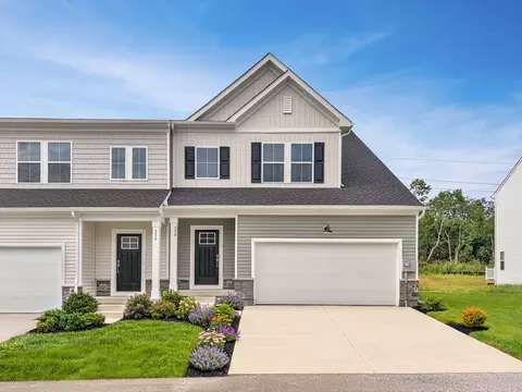 554 Arrowgrass Ln, New Castle, DE 19720