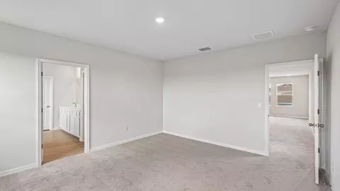 Bedroom - 10422 Charlotte Dr, Parrish, FL 34219 photo 2 of 12