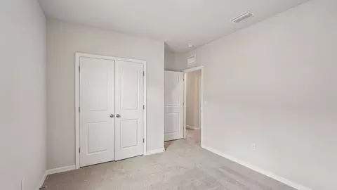 Bedroom - 10422 Charlotte Dr, Parrish, FL 34219 photo 6 of 12