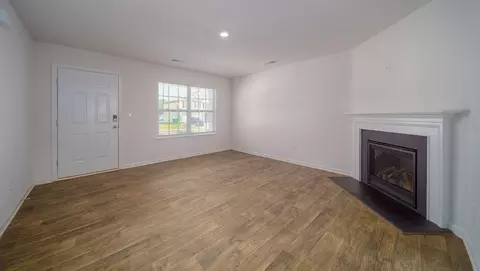 4 Oak Edge Ln, Greer, SC 29651 photo 8