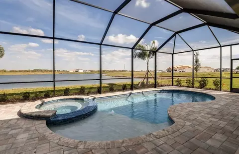 Exterior - 5367 Wolf Creek Dr, Apollo Beach, FL 33572 photo 3 of 6