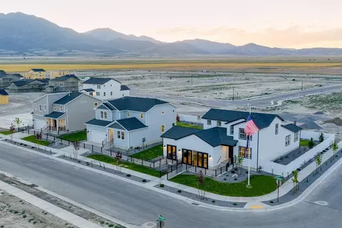 159 E Smooth Sandstone Way, Eagle Mountain, UT 84005