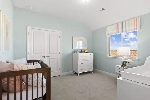 Bedroom - 601 Trinity St, Van Alstyne, TX 75495 photo 1 of 5