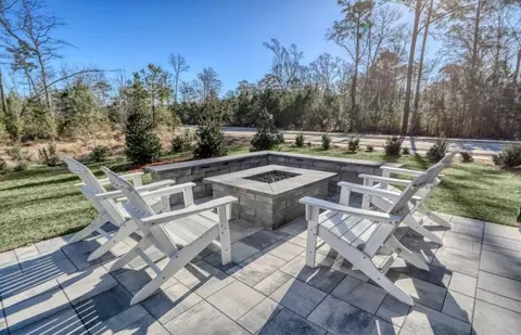 Exterior - 204 River Edge Dr, Myrtle Beach, SC 29588 photo 6 of 8