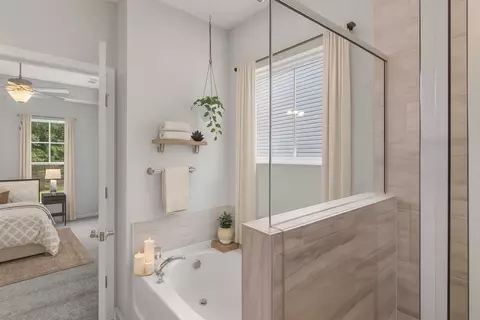 Bath - 39 Blues Dr, Pooler, GA 31322 photo 3 of 6