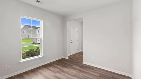 Entry Way - 39 Blues Dr, Pooler, GA 31322 photo 2 of 9