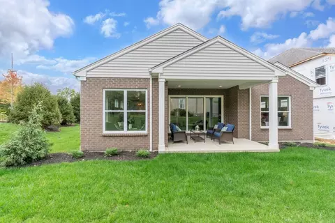 Exterior - 225 Tilly Ct, Springboro, OH 45066 photo 16 of 19