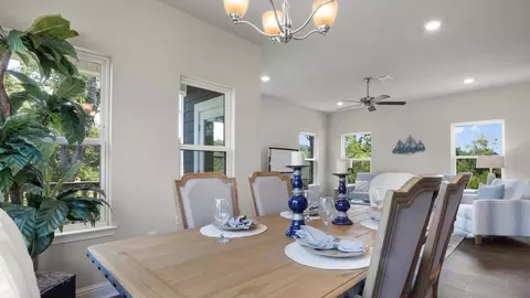 Dining - Fields Way, Pass Christian, MS 39571 photo 3 of 3