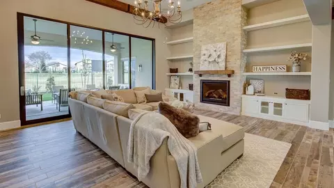 Living - 1657 N Twinberry Ave, Clovis, CA 93619 photo 1 of 2
