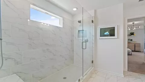 Bath - 200 Chiswick Loop, Stockbridge, GA 30281 photo 6 of 8