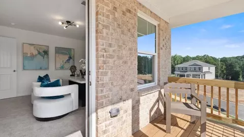 Exterior - 200 Chiswick Loop, Stockbridge, GA 30281 photo 5 of 12