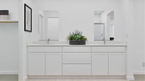 Bath - 7409 S Kinglet Way, Tucson, AZ 85747 photo 1 of 4