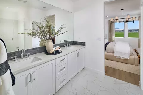 Bath - 603 Propulsion Rd, San Marcos, CA 92078 photo 1 of 7