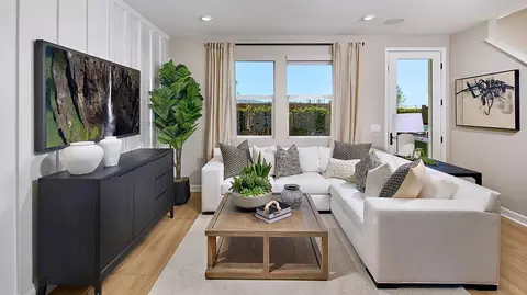 Living - 603 Propulsion Rd, San Marcos, CA 92078 photo 2 of 2