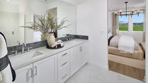 Bath - 603 Propulsion Rd, San Marcos, CA 92078 photo 2 of 7