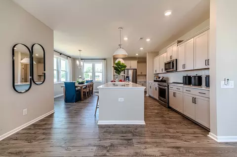 Entry Way - 502 Midsummer St, Aberdeen, NC 28315 photo 1 of 1