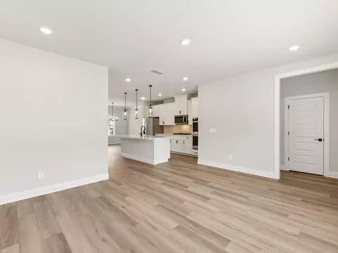 435 Elise Way, Lawrenceville, GA 30045