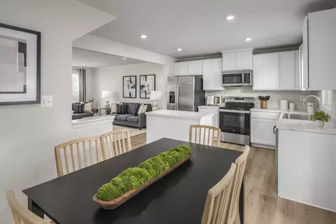 Dining - 37 Peter Christopher Ct, Wickliffe, OH 44092 photo 1 of 3