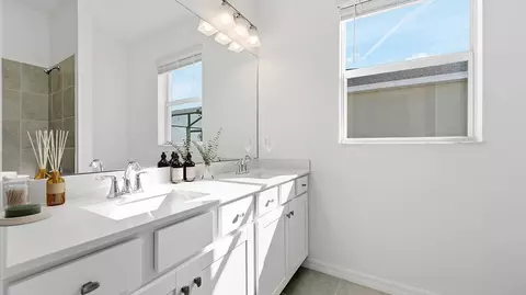 Bath - 20723 Cedar Mill Pl, Estero, FL 33928 photo 3 of 4