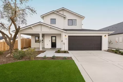Exterior - 306 Pelican Dr, Delano, CA 93215 photo 5 of 6