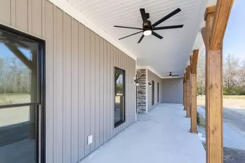 Exterior - 234 Hall Rd, Hampton, VA 23664 photo 3 of 20