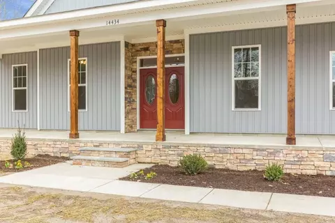 Exterior - 234 Hall Rd, Hampton, VA 23664 photo 13 of 20