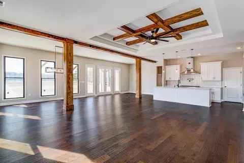 Living - 234 Hall Rd, Hampton, VA 23664 photo 2 of 7