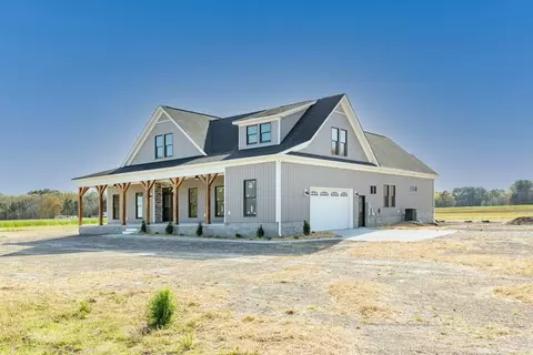 Exterior - 234 Hall Rd, Hampton, VA 23664 photo 2 of 20