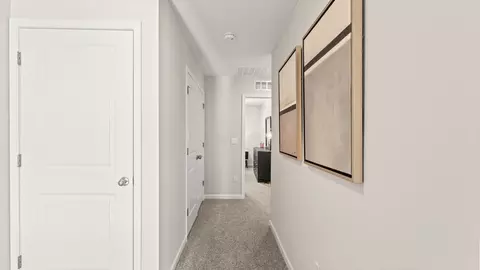 Entry Way - 10371 Mae Ct, Cincinnati, OH 45251 photo 6 of 7