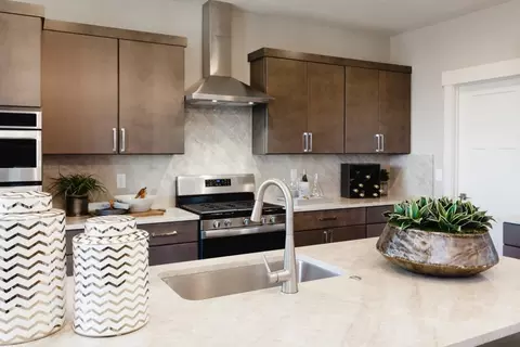 Kitchen - 805 Halfpipe St, Belgrade, MT 59714 photo 5 of 9