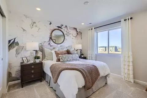 Bedroom - 986 Rhapsody Dr, Windsor, CO 80550 photo 4 of 11