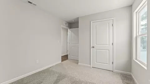 Bedroom - 2112 Hackberry St, Springfield, OH 45505 photo 5 of 14