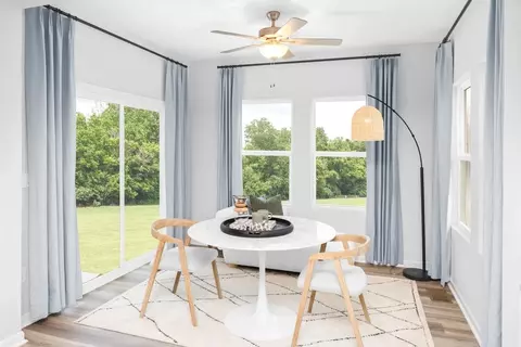 Dining - 1330 Trailhead Pl, Harrison, OH 45030 photo 3 of 5