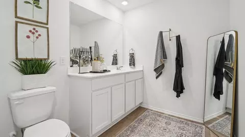 Bath - 223 Constanza Trl, Bastrop, TX 78602 photo 3 of 3