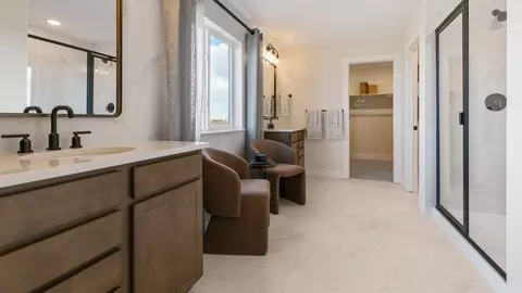 Bath - 1498 Anton Dr, Windsor, CO 80550 photo 1 of 2