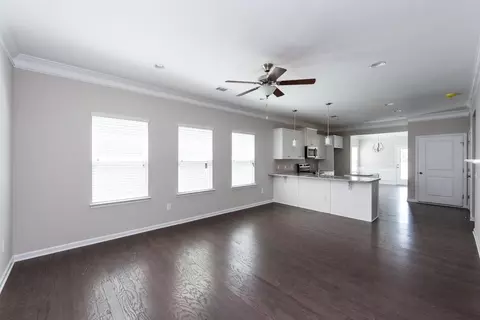 Living - 4923 Hazelnut Ln, Apison, TN 37302 photo 1 of 18