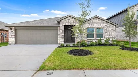 10529 Dovetail Ln, Crowley, TX 76036