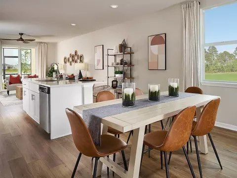 Dining - 13727 Richland Gulf Cir, Parrish, FL 34219 photo 2 of 4
