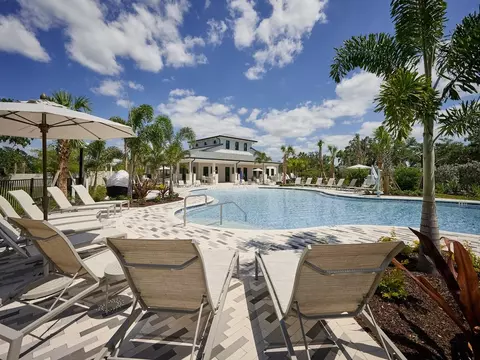Exterior - 13727 Richland Gulf Cir, Parrish, FL 34219 photo 2 of 2
