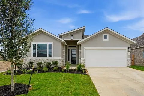 165 Mountain Oak, Castroville, TX 78009