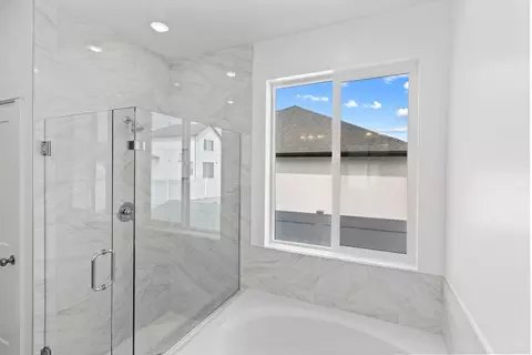 Bath - 195 E 580 N, Providence, UT 84332 photo 4 of 7