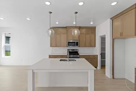 Kitchen - 195 E 580 N, Providence, UT 84332 photo 1 of 3