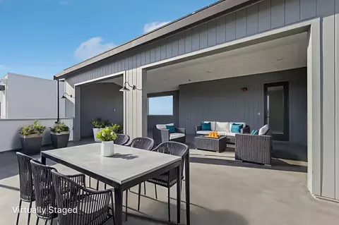 131 10th St, Marina, CA 93933